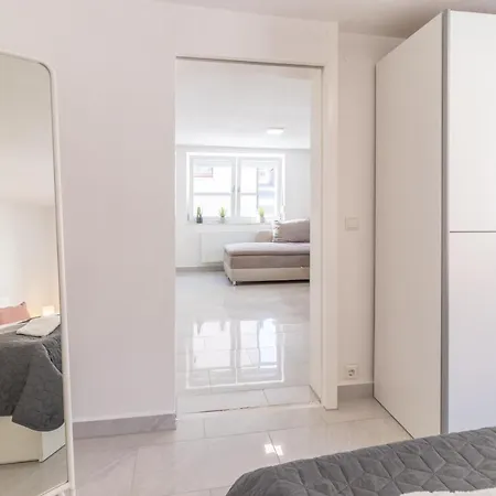 Apartamento Unique: Modernes 2 Zi. In Der Naehe Von Mercedes Mit Netflix Böblingen